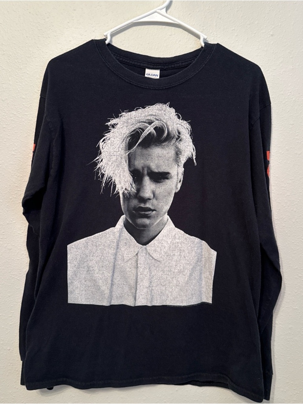 Gildan Black Long Sleeve Shirt with White Portrait Graphic